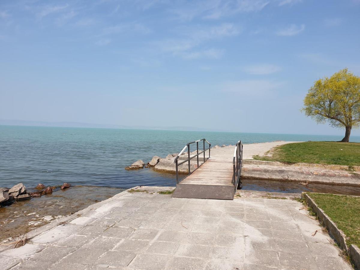 Best Silver Apartman Siófok Exteriör bild