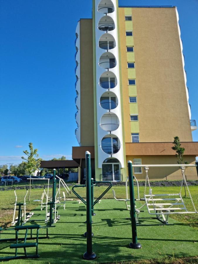 Best Silver Apartman Siófok Exteriör bild